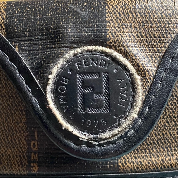 SOLD Vintage 90’s Fendi Sunglasses Sunnies Shades with Case - Picture 8 of 10